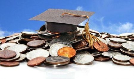 Nettbasert undervisning reduserer studiekostnadene til en brøkdel
